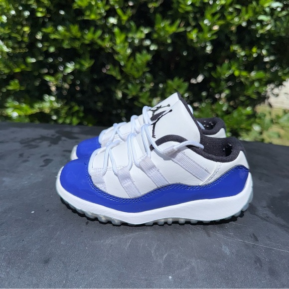 Air Jordan 11 Retro Low TD Concord Sketch White Black Blue Size 9C - Picture 8 of 9